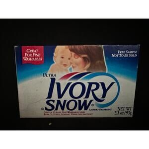 581	NOS 1995 Ivory Snow Laundry Detergent; 3.3 oz; Discontinued; PROP